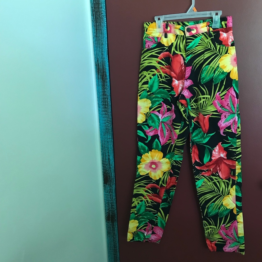 Cute Colorful Mesmerize Pants